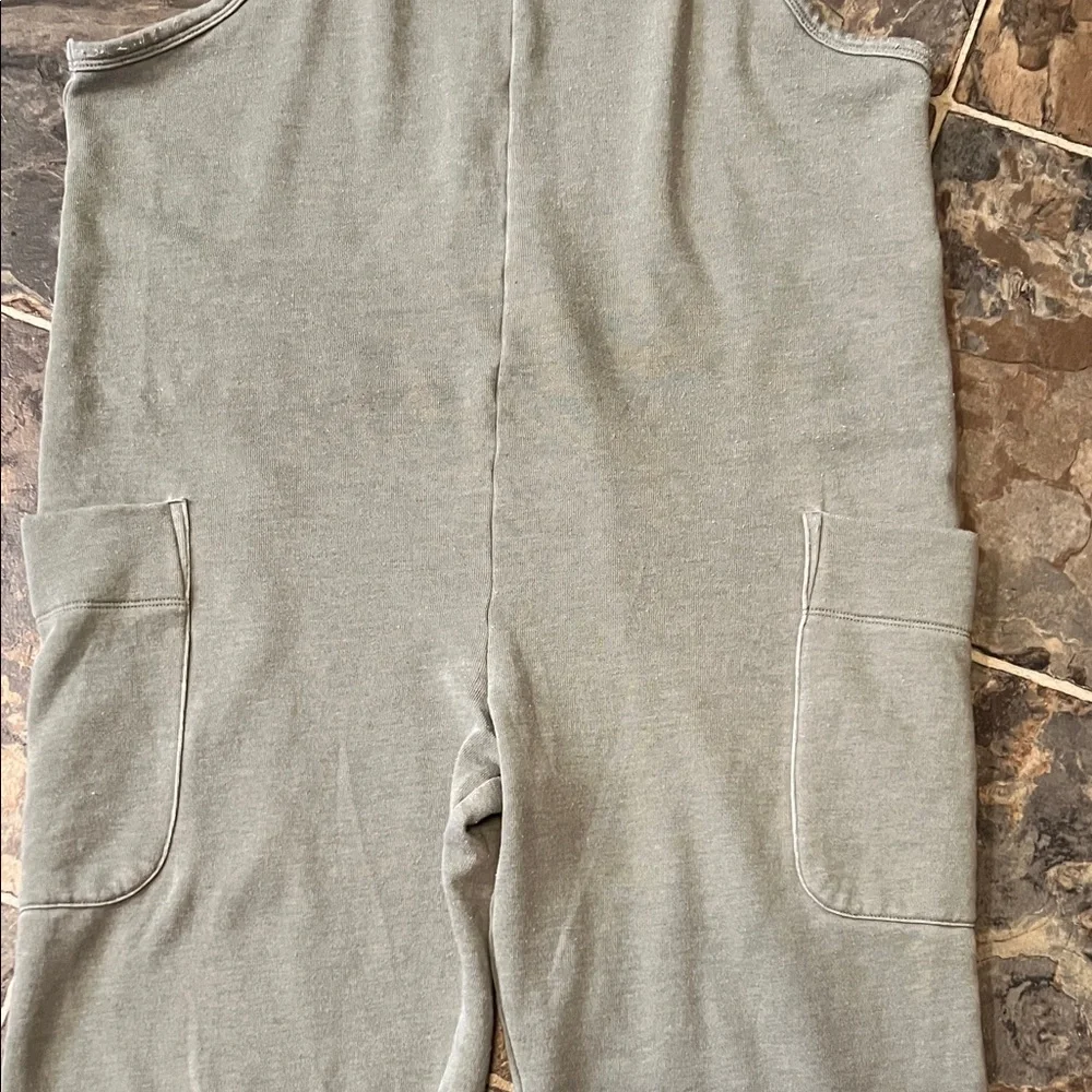 Colsie Olive Jumpsuit with Pockets - Picture 3 of 4